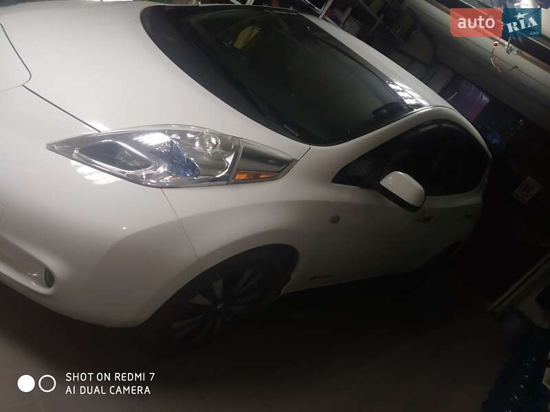 Nissan Leaf 2015