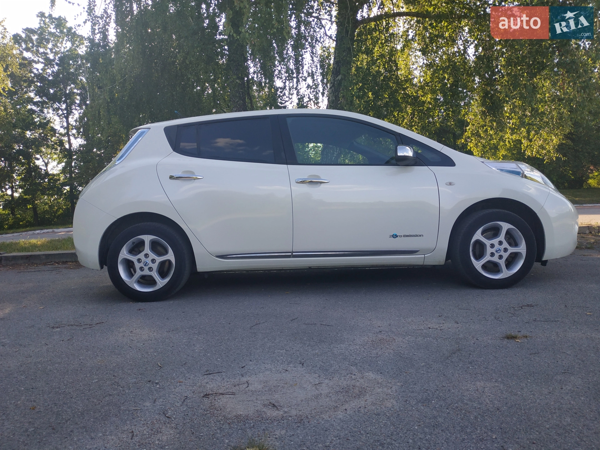 2013 Nissan Leaf - мініатюра 8