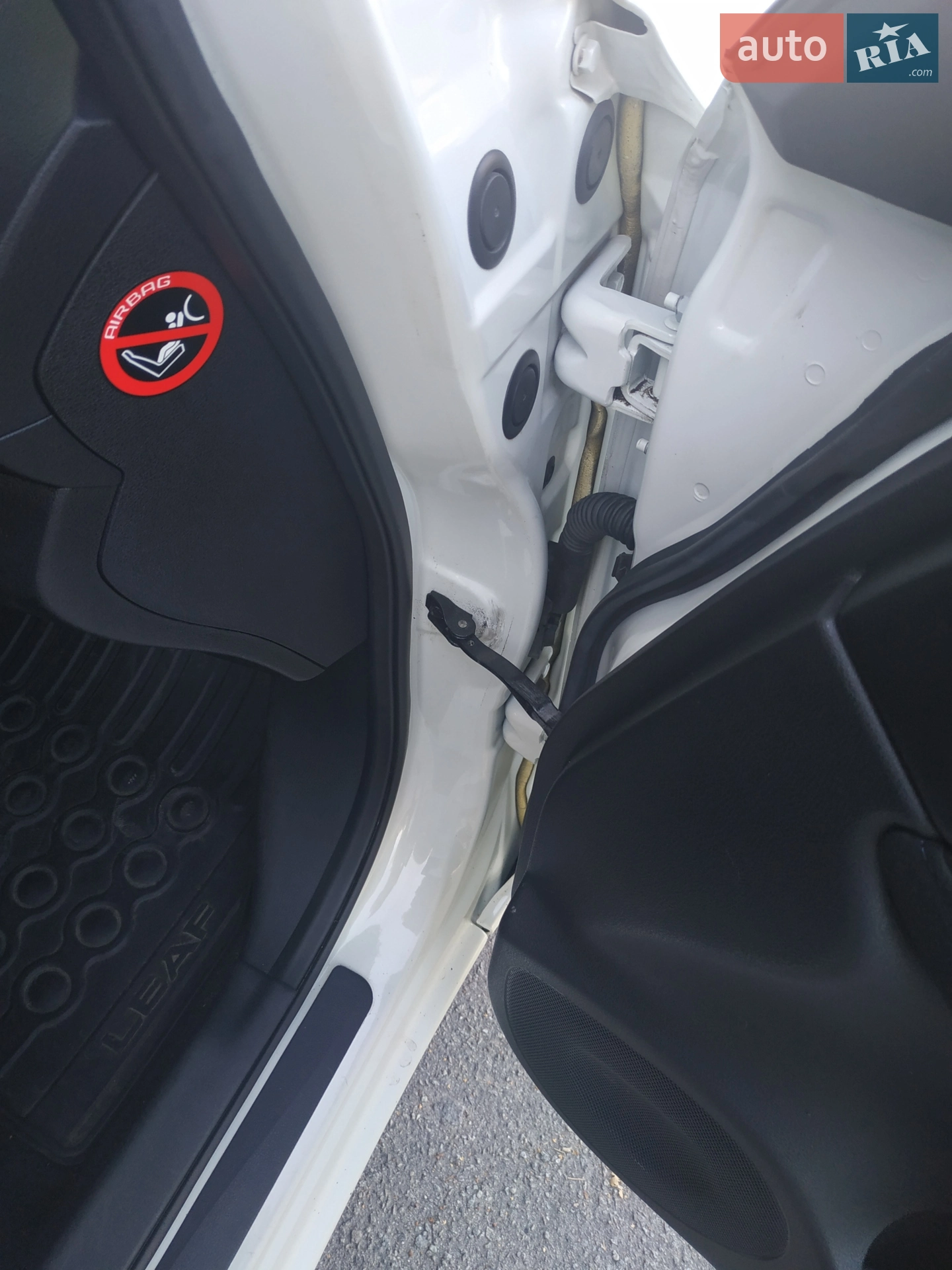 2013 Nissan Leaf - мініатюра 10