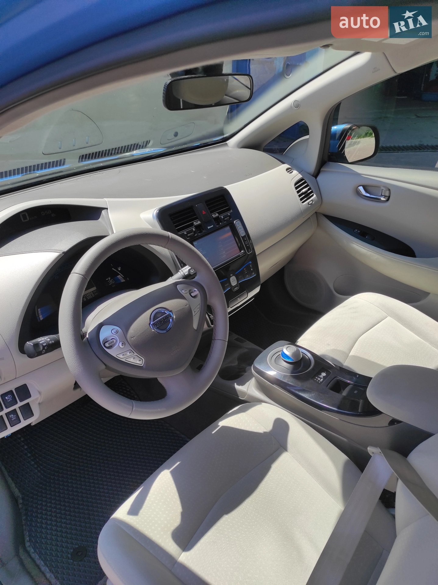 2011 Nissan Leaf - мініатюра 10