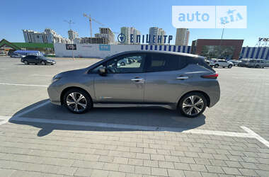 Хэтчбек Nissan Leaf 2019 в Одессе