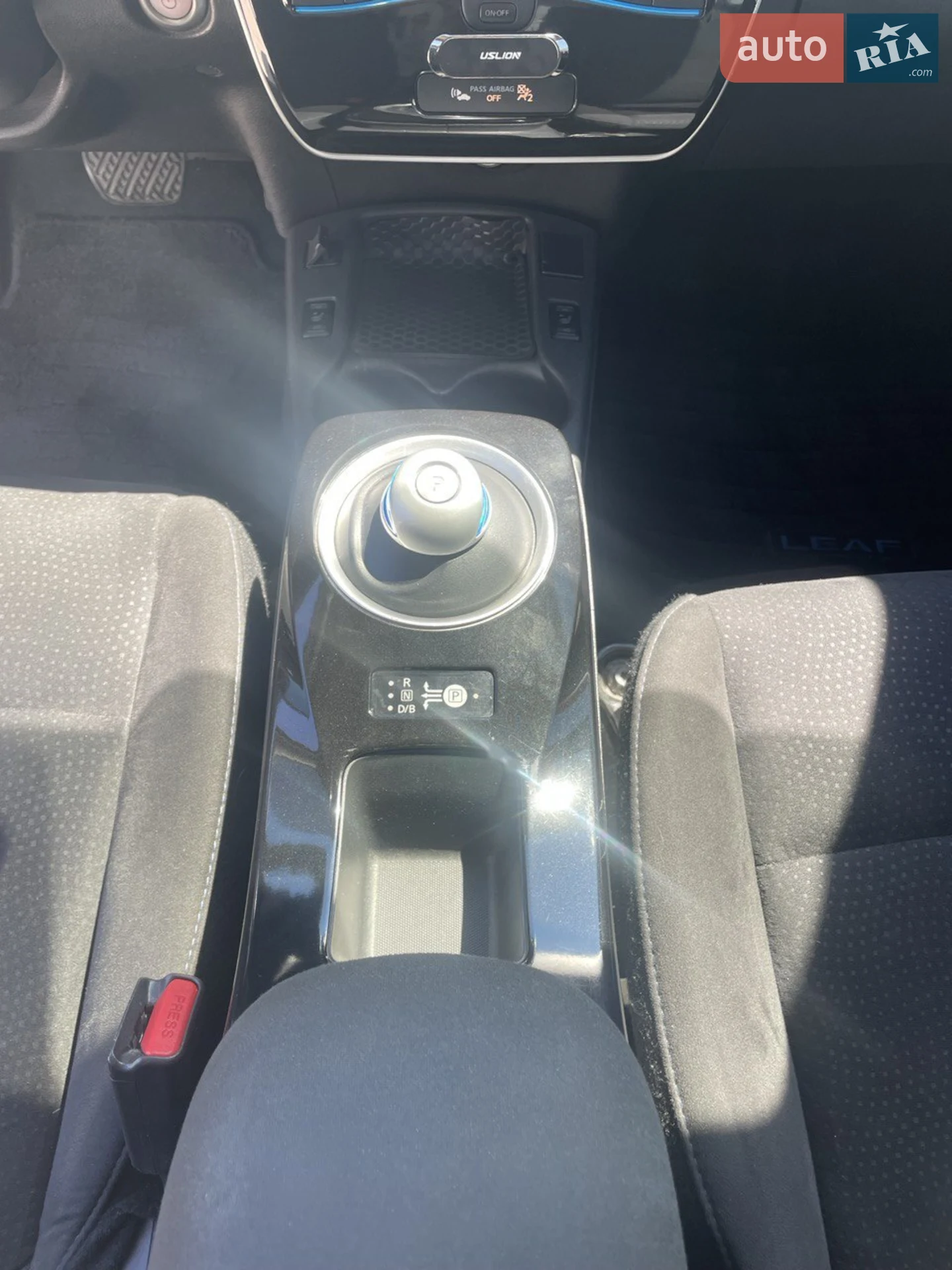 2015 Nissan Leaf - мініатюра 11