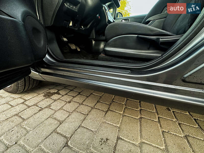 Хетчбек Nissan Leaf 2013 в Харкові фото 12 Хетчбек Nissan Leaf 2013 в Харкові