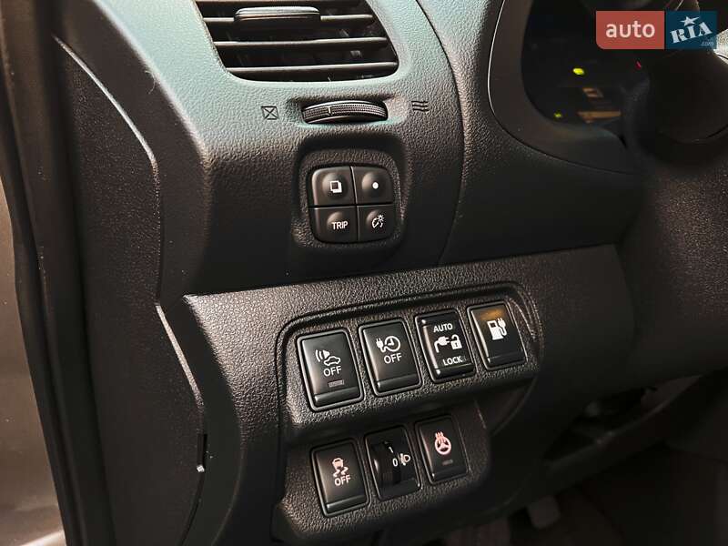Хэтчбек Nissan Leaf 2014 в Тернополе фото 19 Хэтчбек Nissan Leaf 2014 в Тернополе