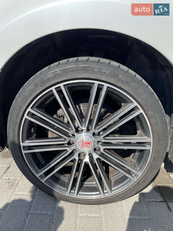 Хэтчбек Nissan Leaf 2013 в Виннице