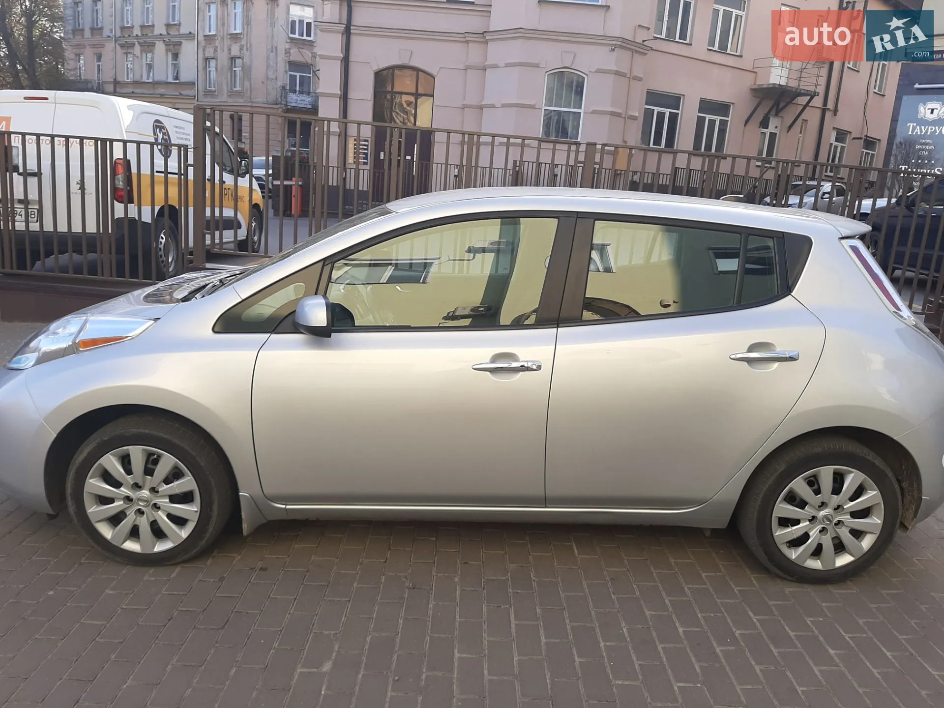 2015 Nissan Leaf - мініатюра 4