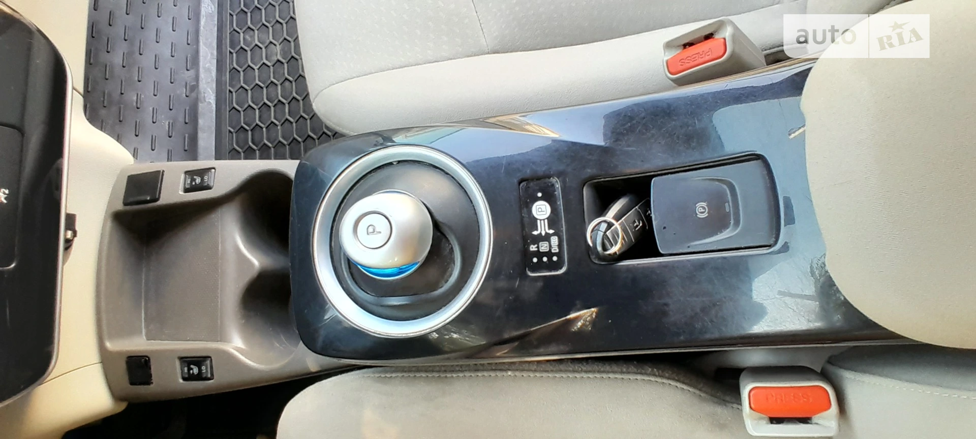 2012 Nissan Leaf - мініатюра 9