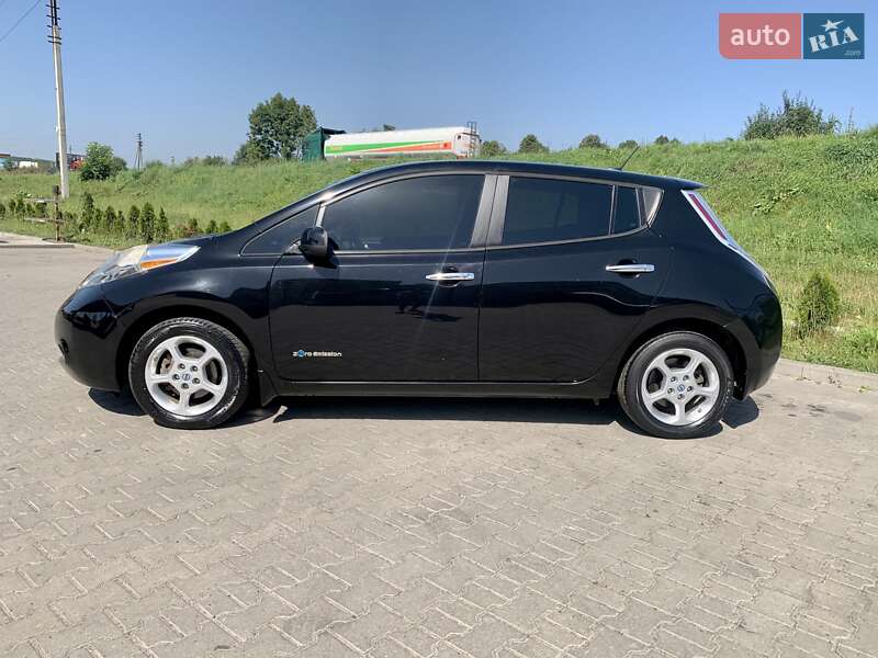 Хетчбек Nissan Leaf 2013 в Львові