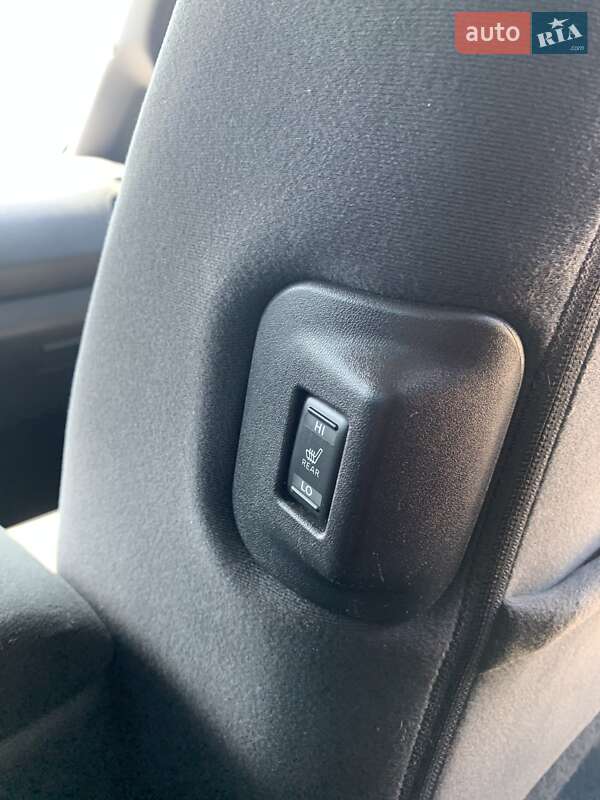 Хетчбек Nissan Leaf 2013 в Львові