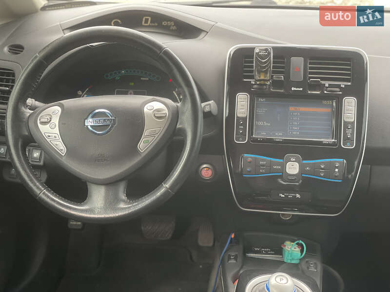 Хетчбек Nissan Leaf 2014 в Харкові