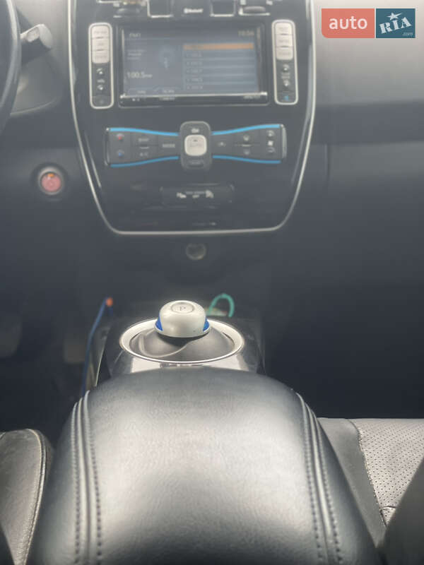 Хетчбек Nissan Leaf 2014 в Харкові