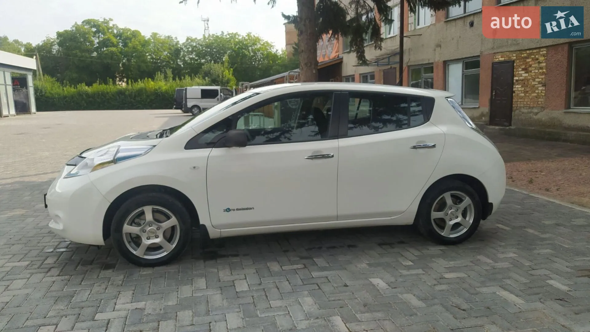 2016 Nissan Leaf - мініатюра 8