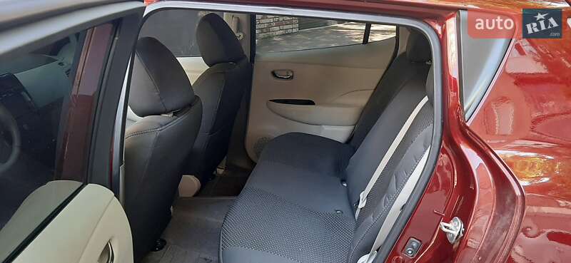 Хэтчбек Nissan Leaf 2017 в Харькове