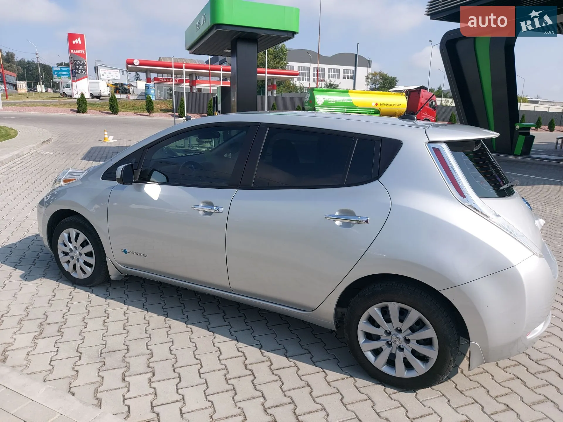 2015 Nissan Leaf - мініатюра 14
