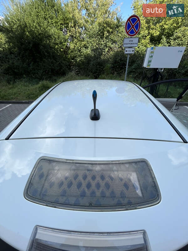 Хэтчбек Nissan Leaf 2012 в Львове