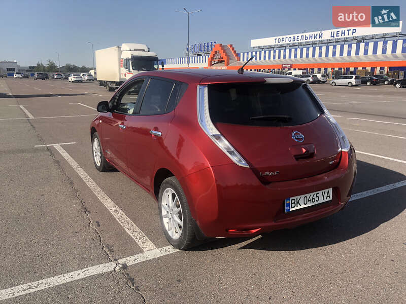 Хетчбек Nissan Leaf 2012 в Львові