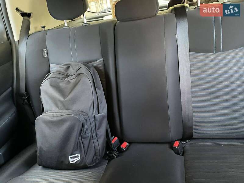 Хэтчбек Nissan Leaf 2018 в Киеве