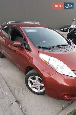 Хэтчбек Nissan Leaf 2014 в Киеве