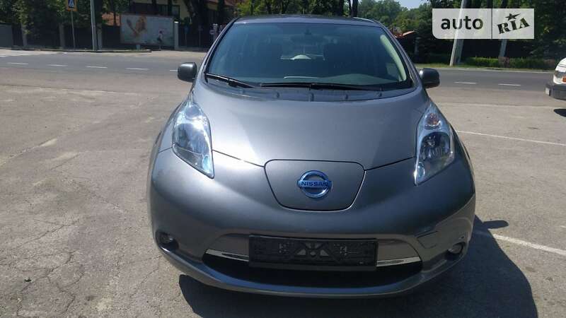 Хетчбек Nissan Leaf 2015 в Харкові