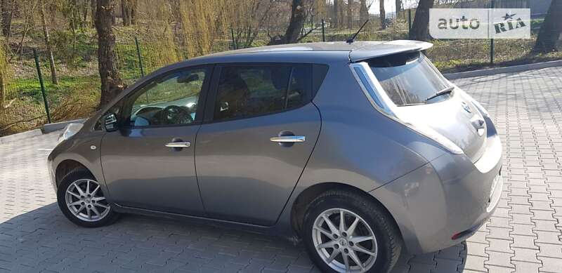Хетчбек Nissan Leaf 2015 в Тернополі фото 9 Хетчбек Nissan Leaf 2015 в Тернополі