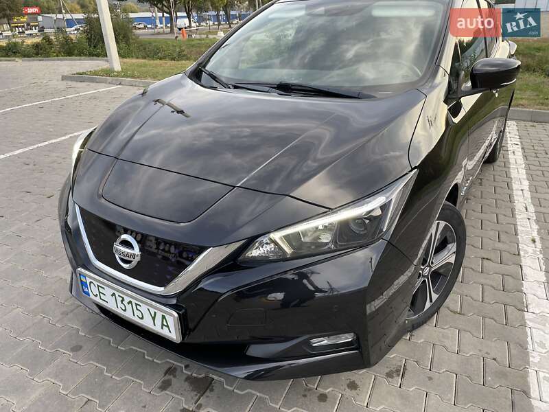 Хэтчбек Nissan Leaf 2018 в Черновцах