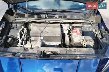 Хэтчбек Nissan Leaf 2019 в 