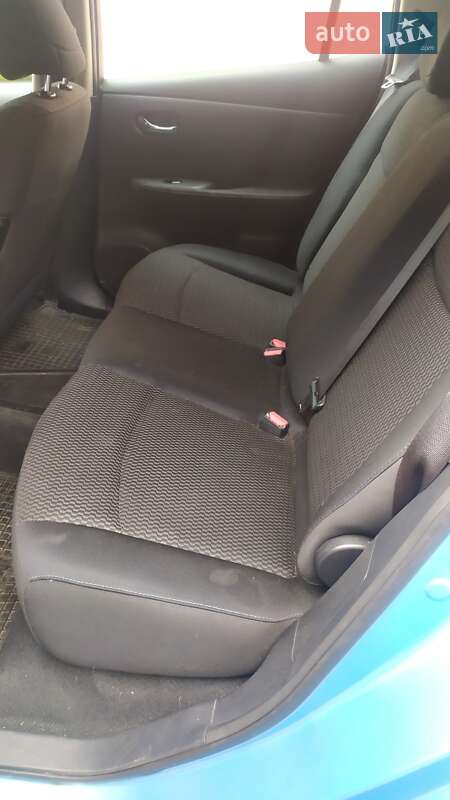 Хетчбек Nissan Leaf 2015 в Ужгороді фото 15 Хетчбек Nissan Leaf 2015 в Ужгороді