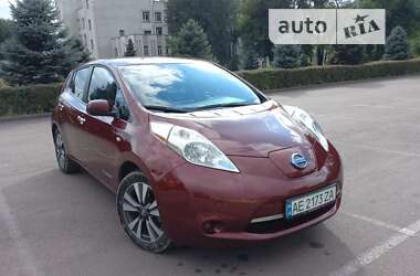 Хетчбек Nissan Leaf 2017 в Кам'янському