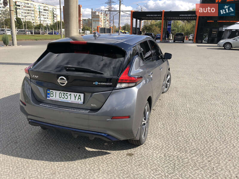 Хэтчбек Nissan Leaf 2018 в Полтаве
