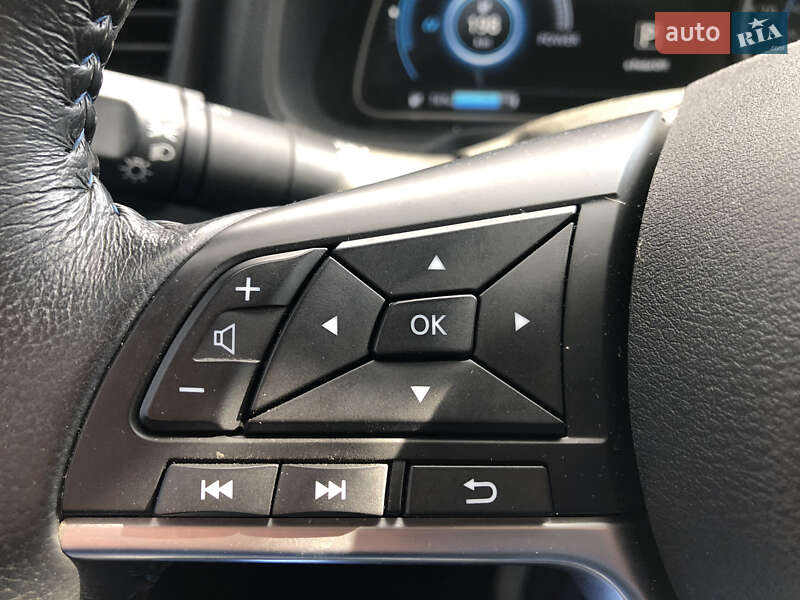 Хэтчбек Nissan Leaf 2018 в Полтаве