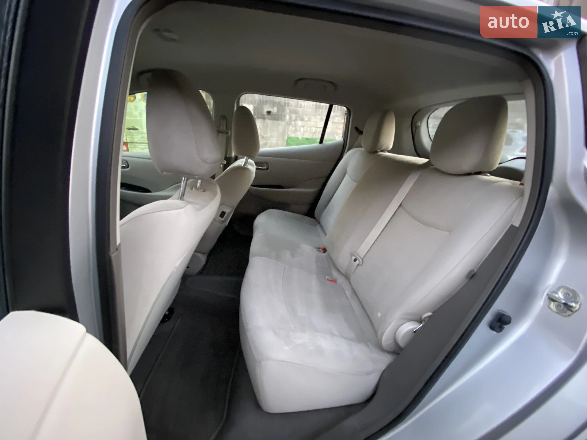 2011 Nissan Leaf - мініатюра 9
