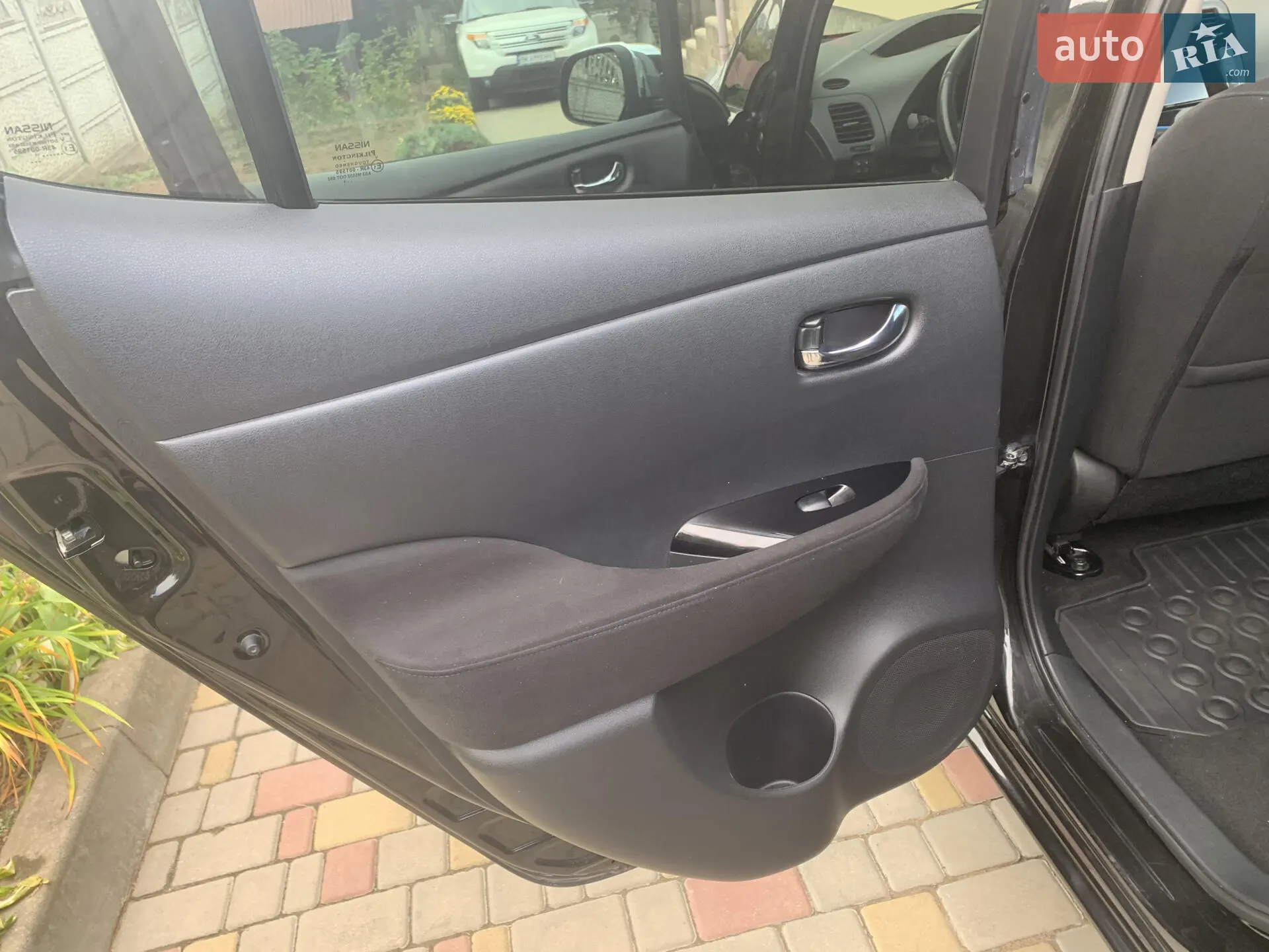 2014 Nissan Leaf - мініатюра 16