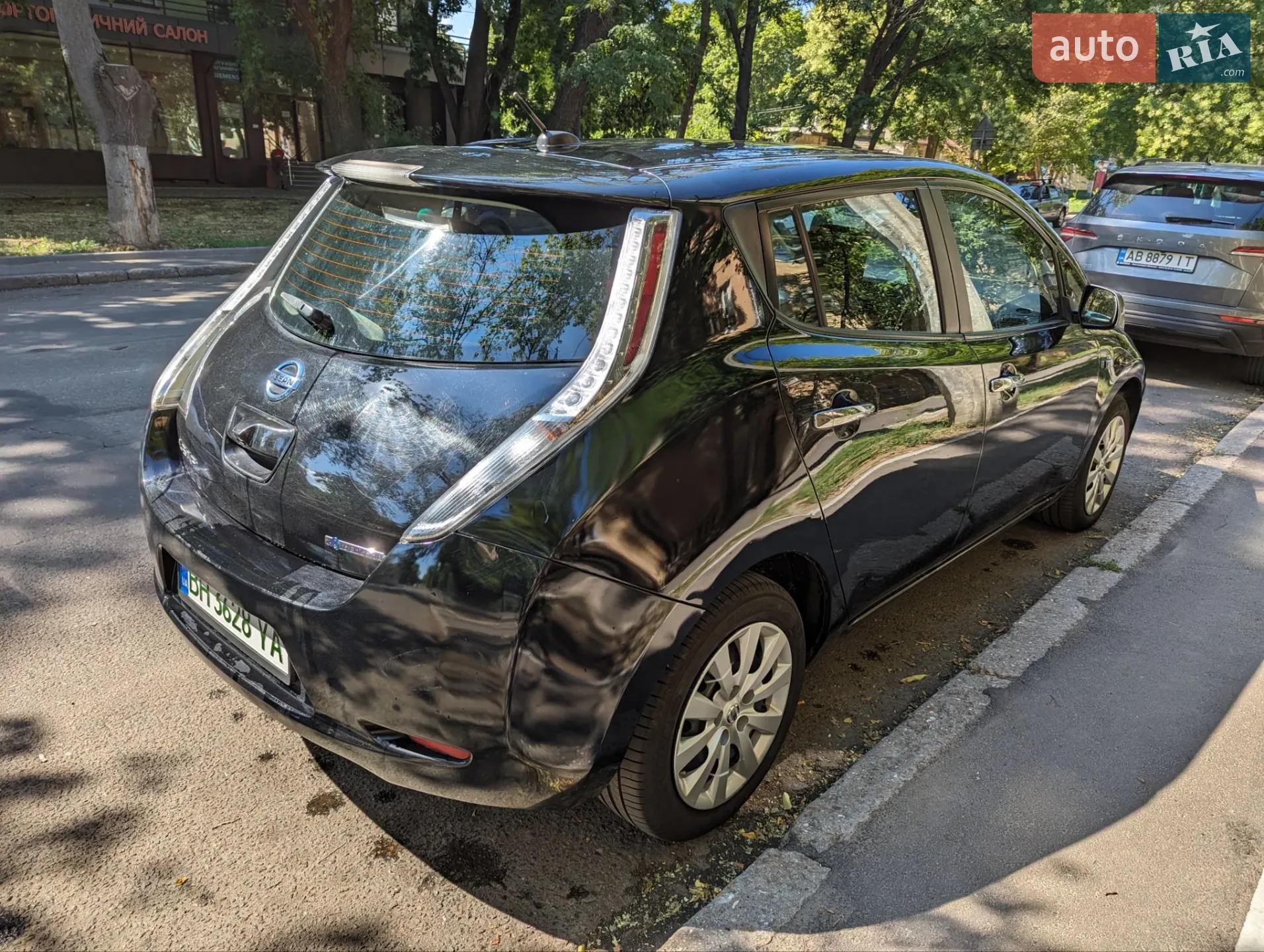 2015 Nissan Leaf - мініатюра 18