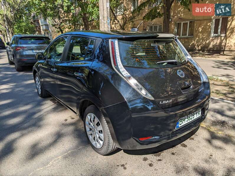 Хетчбек Nissan Leaf 2015 в Одесі фото 22 Хетчбек Nissan Leaf 2015 в Одесі