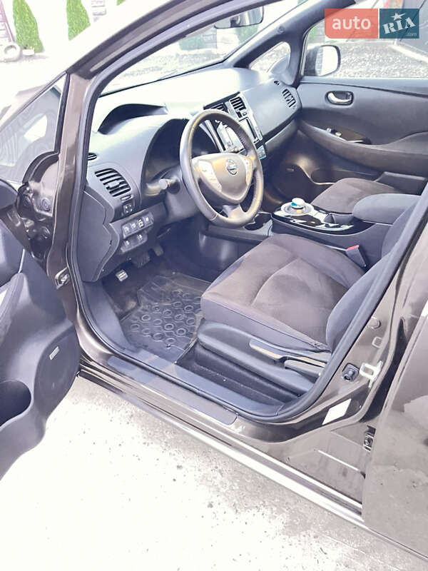 Хетчбек Nissan Leaf 2016 в Костопілі