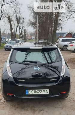 Хэтчбек Nissan Leaf 2016 в Сумах