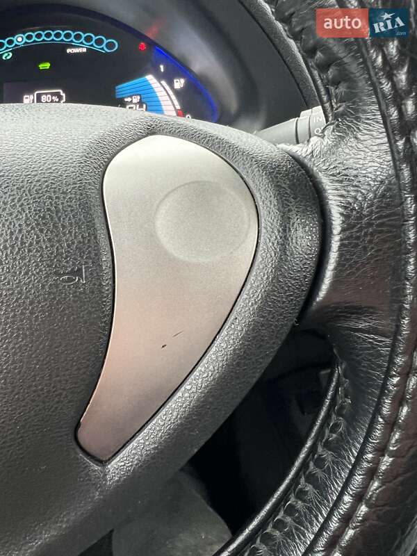 Хэтчбек Nissan Leaf 2013 в Лозовой фото 17 Хэтчбек Nissan Leaf 2013 в Лозовой