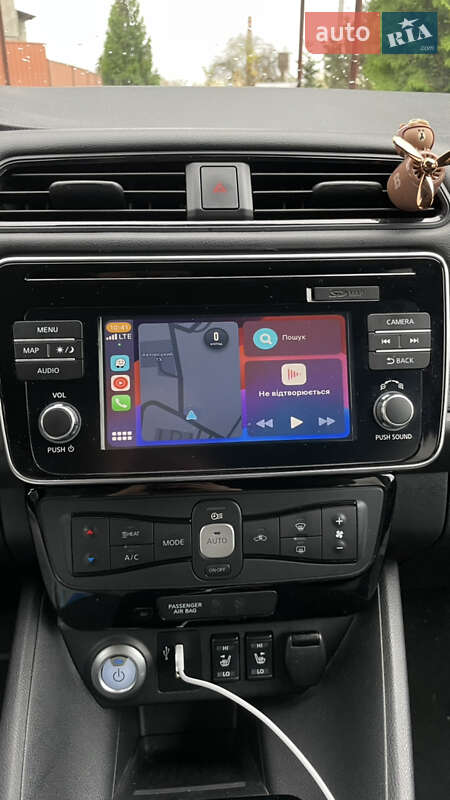 Хетчбек Nissan Leaf 2018 в Львові