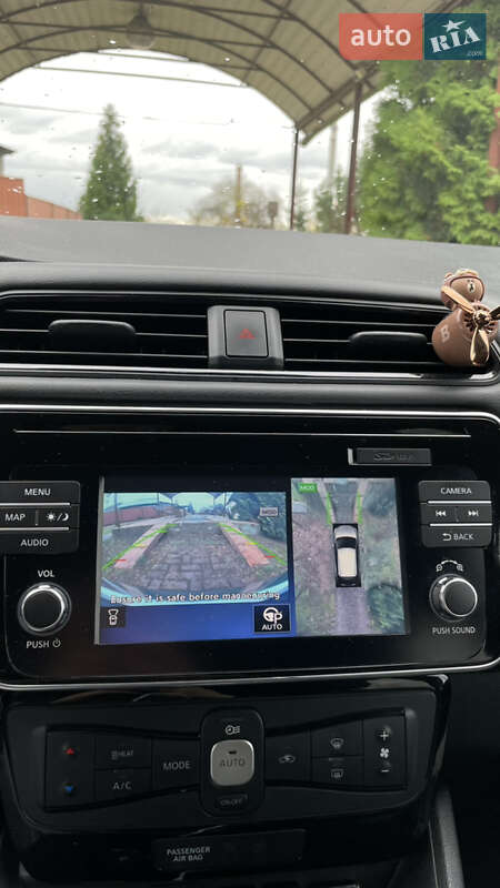 Хетчбек Nissan Leaf 2018 в Львові