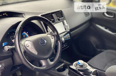 Хэтчбек Nissan Leaf 2013 в Луцке