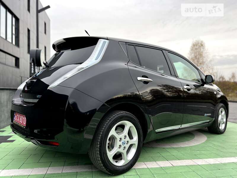 Хэтчбек Nissan Leaf 2013 в Луцке