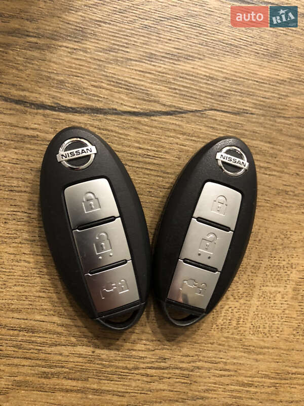 Хэтчбек Nissan Leaf 2014 в Житомире