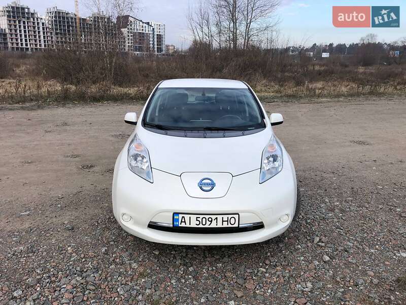 Хетчбек Nissan Leaf 2014 в Києві фото 7 Хетчбек Nissan Leaf 2014 в Києві