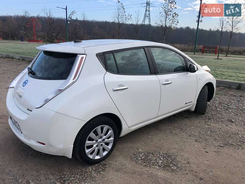 Хетчбек Nissan Leaf 2014 в Києві фото 11 Хетчбек Nissan Leaf 2014 в Києві