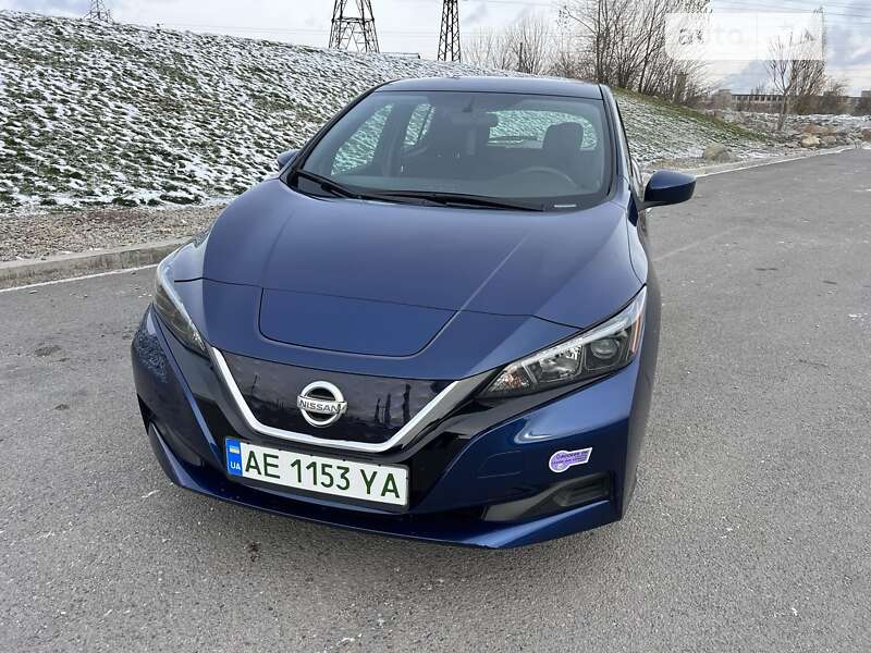 Хетчбек Nissan Leaf 2019 в Дніпрі