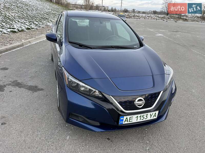 Хетчбек Nissan Leaf 2019 в Дніпрі