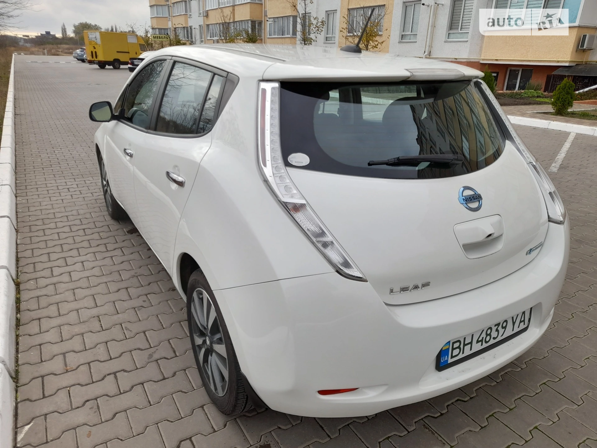 2016 Nissan Leaf - мініатюра 5