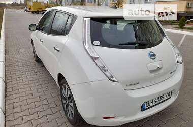 Хэтчбек Nissan Leaf 2016 в Черноморске