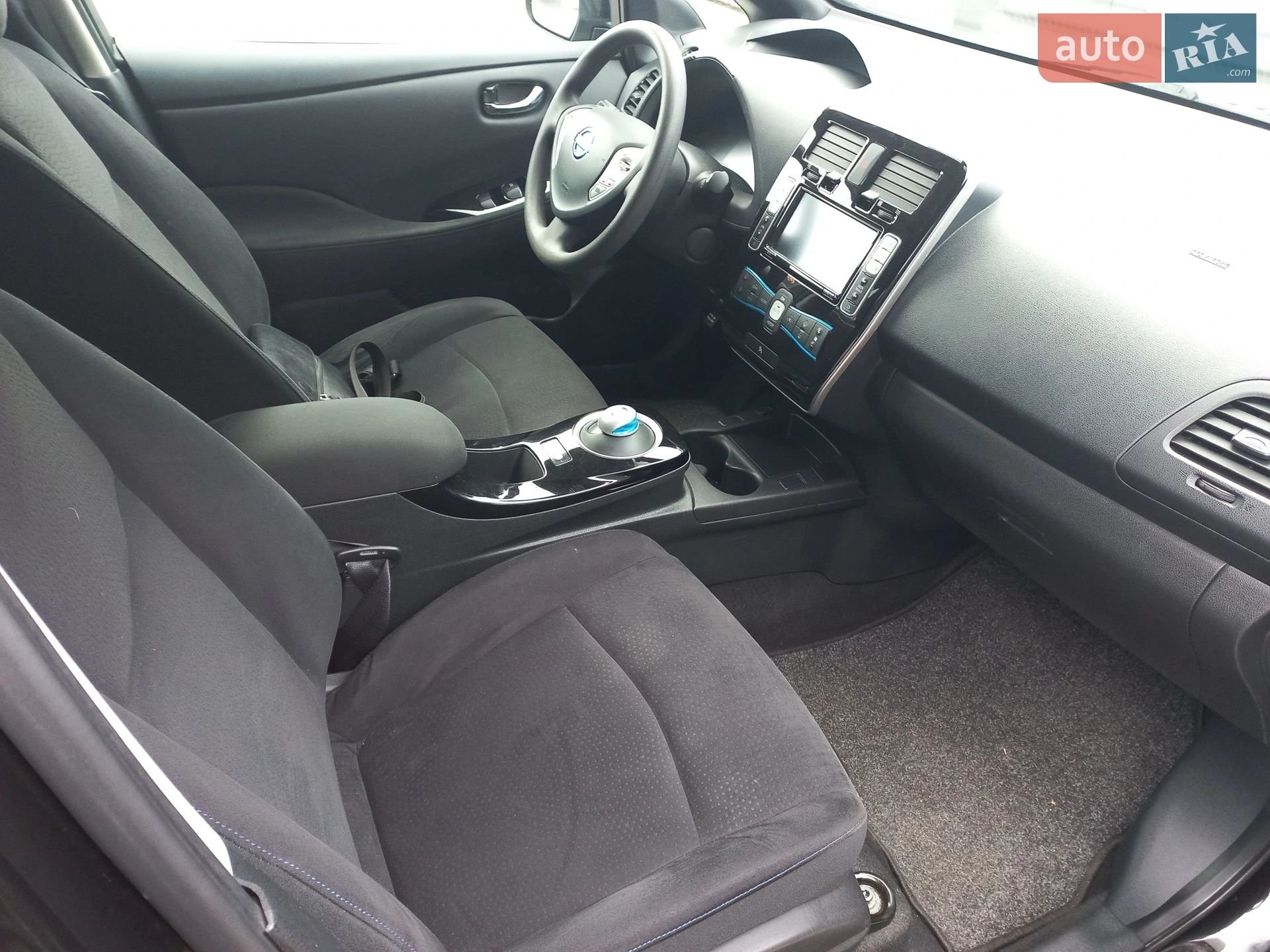 2017 Nissan Leaf - мініатюра 18