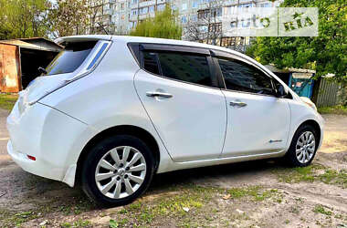 Хетчбек Nissan Leaf 2016 в Львові